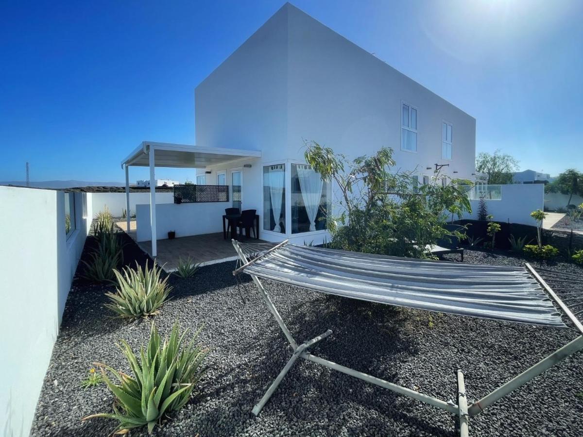 Azur Arts Lanzarote Lofts Apartment ตินาโค ภายนอก รูปภาพ