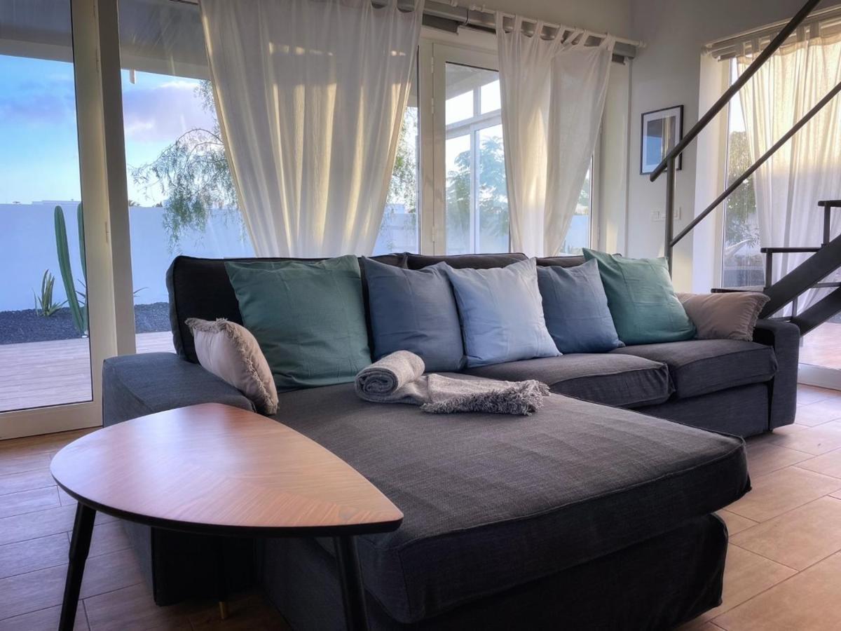 Azur Arts Lanzarote Lofts Apartment ตินาโค ภายนอก รูปภาพ