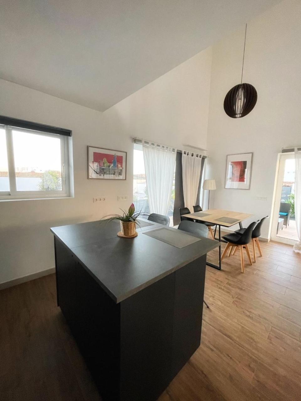 Azur Arts Lanzarote Lofts Apartment ตินาโค ห้อง รูปภาพ