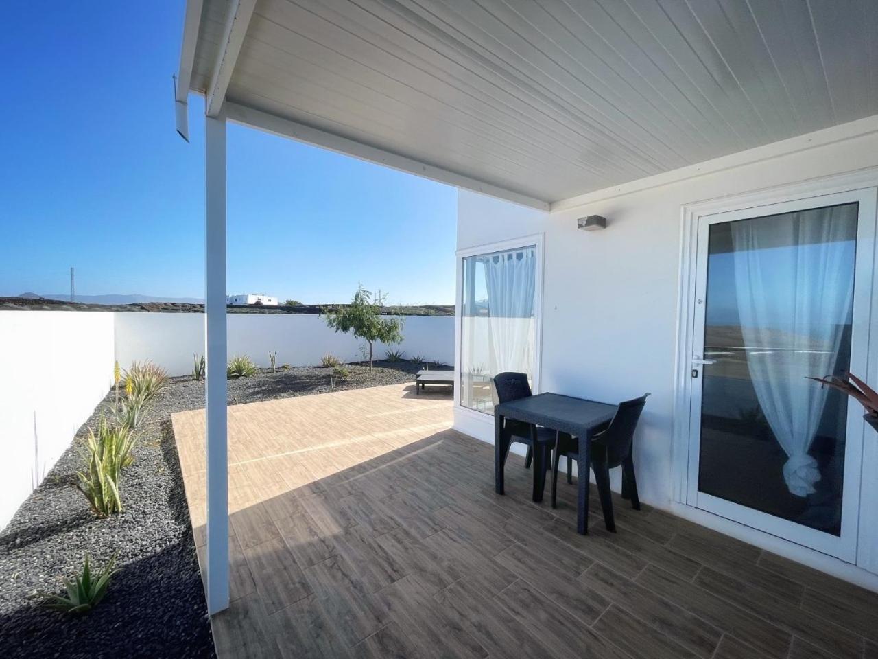 Azur Arts Lanzarote Lofts Apartment ตินาโค ห้อง รูปภาพ
